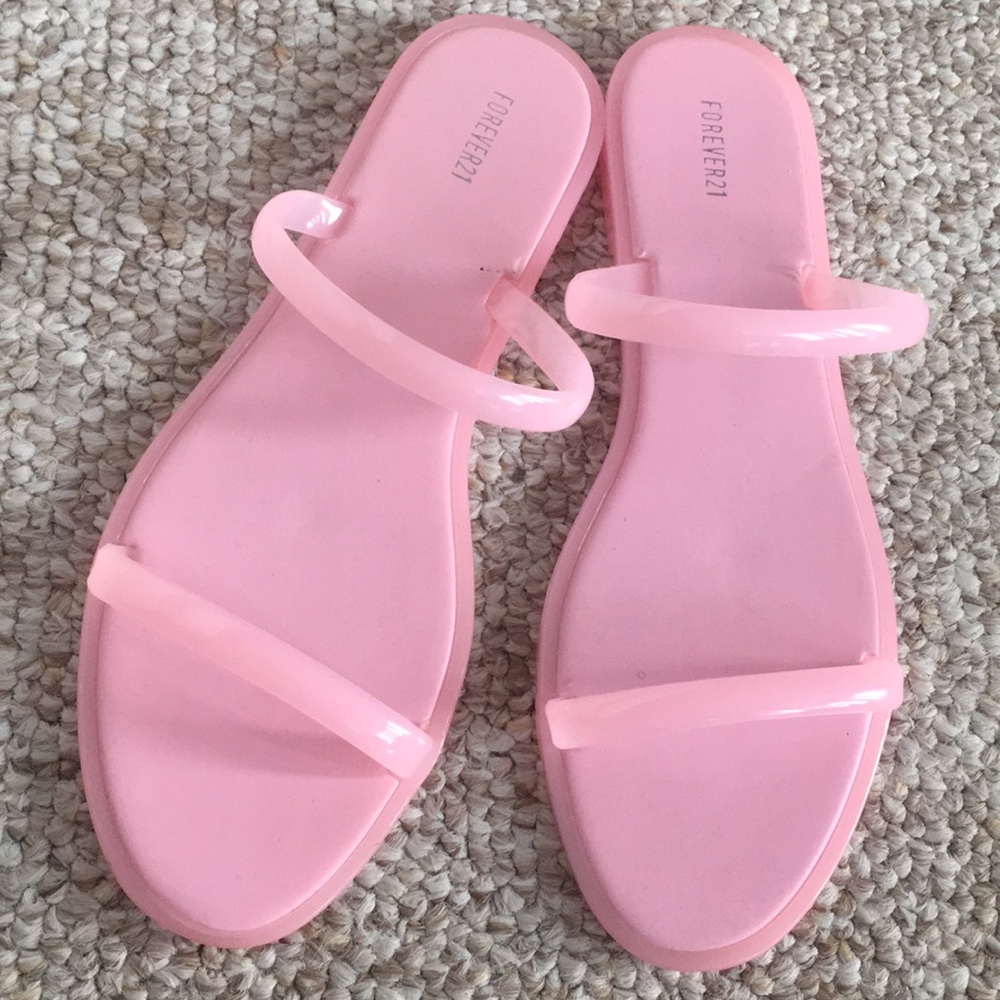 Forever 21 baby pink gelly sandals🌸🎀